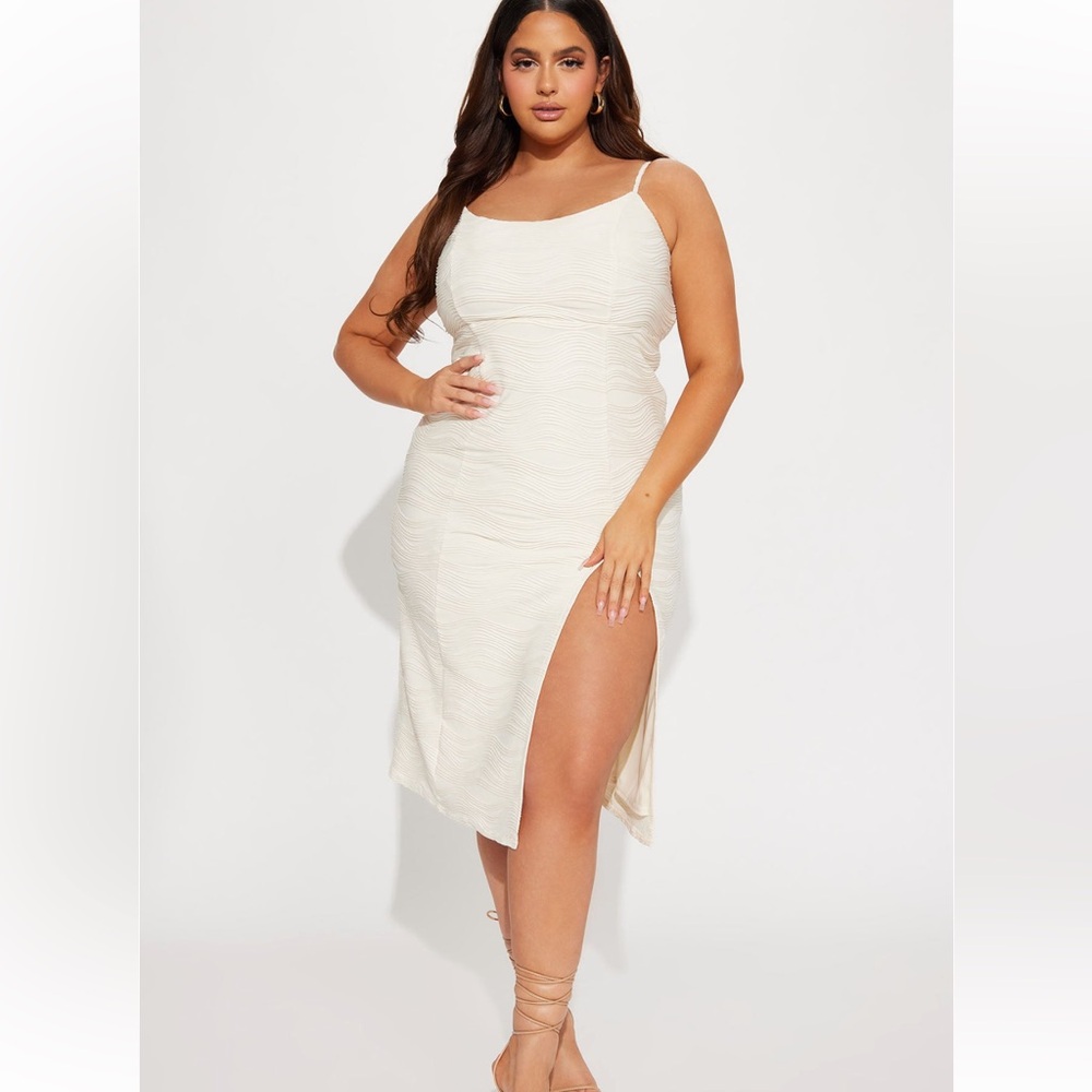 Fashion Nova Midi Dress NWT
